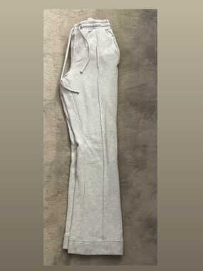 Fashion Nova Men's Light Gray Sweatpants with Drawstring